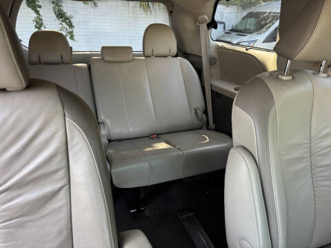 2011 Toyota Sienna XLE 7-Passenger