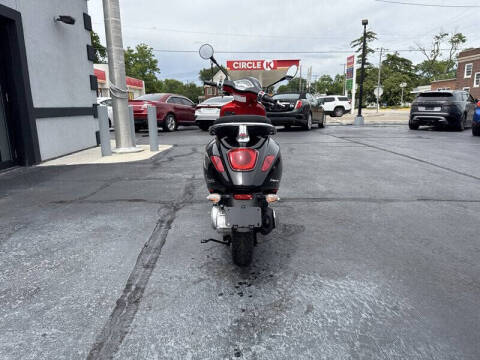 2023 Vespa Mickey Mouse Ltd