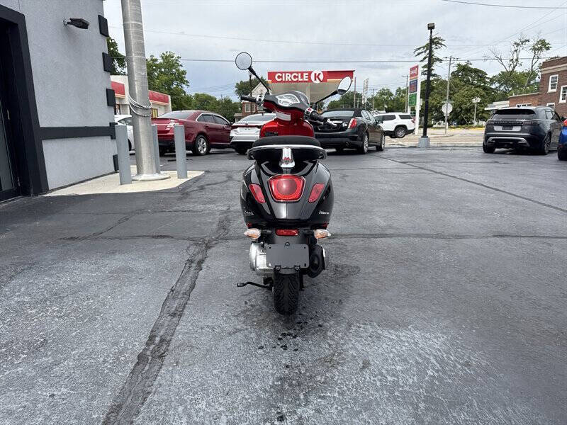 2023 Vespa Mickey Mouse Ltd