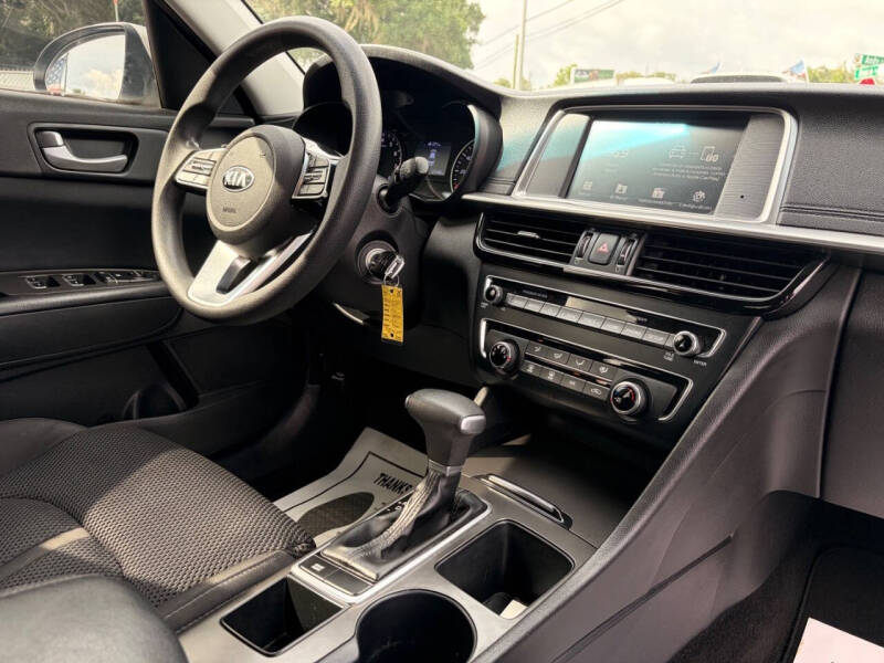 2019 Kia Optima LX