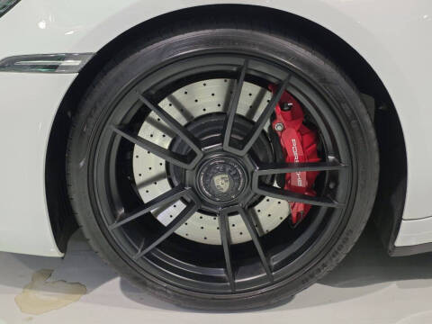 2022 Porsche 911 Carrera GTS