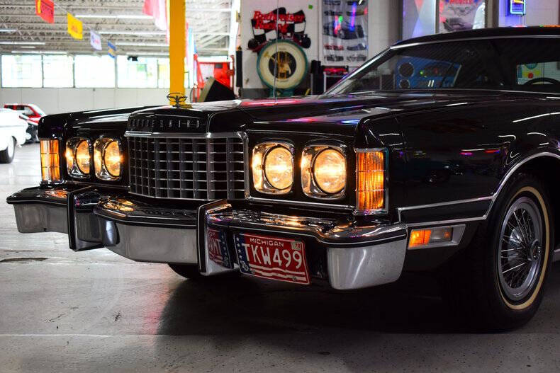 1976 Ford Thunderbird