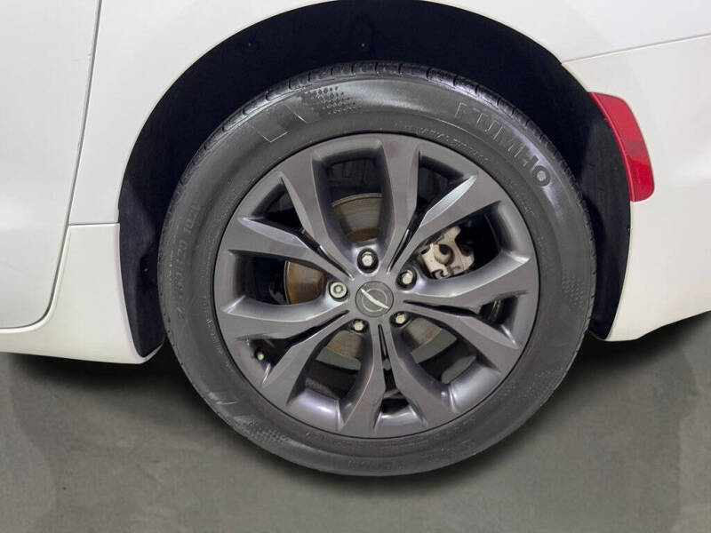 2019 Chrysler Pacifica Touring L