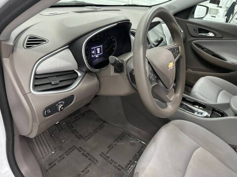 2023 Chevrolet Malibu LS