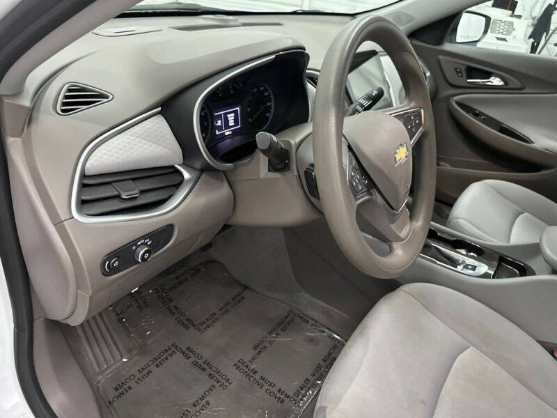 2023 Chevrolet Malibu LS