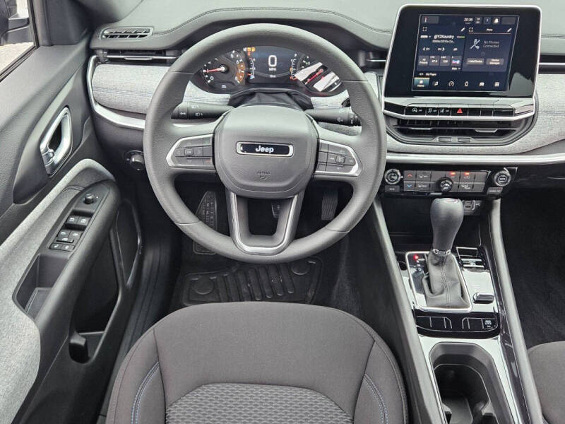 2025 Jeep Compass Sport