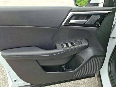 2023 Mitsubishi Outlander SE