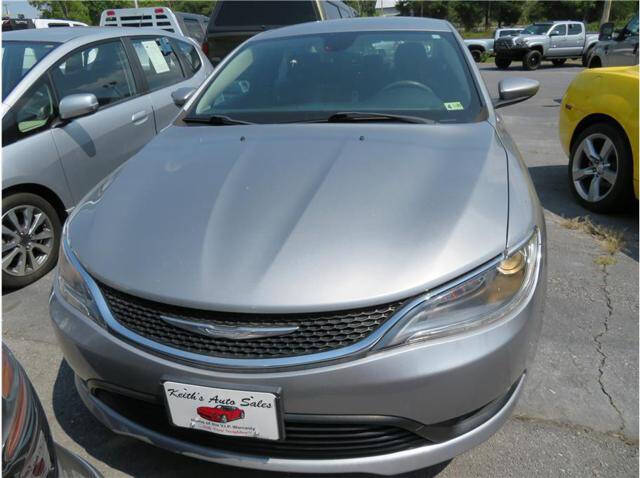 2017 Chrysler 200 LX