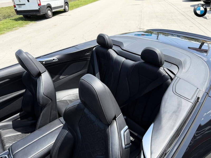 2020 BMW M8