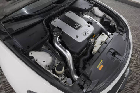 2011 Infiniti G37 Coupe x