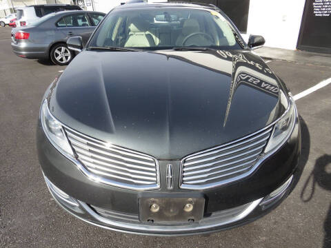 2016 Lincoln MKZ