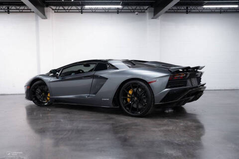 2019 Lamborghini Aventador LP 740-4 S