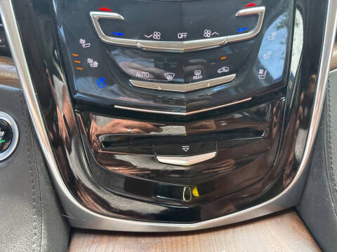 2016 Cadillac Escalade ESV Luxury Collection