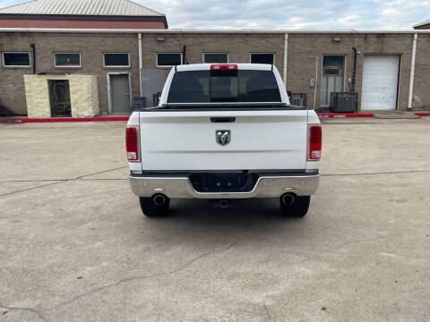 2014 RAM 1500 Laramie