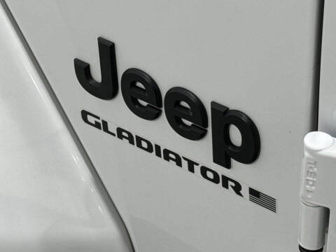 2023 Jeep Gladiator Sport