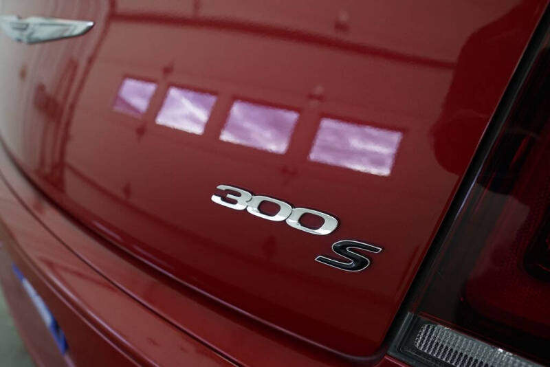 2016 Chrysler 300