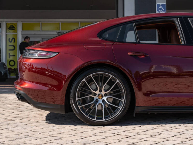 2023 Porsche Panamera