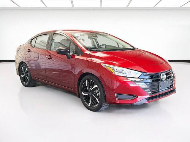 2023 Nissan Versa SR