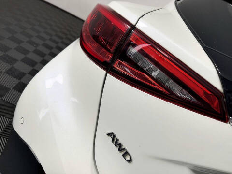 2017 Infiniti QX30 Premium