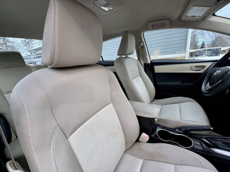 2016 Toyota Corolla LE