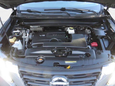 2017 Nissan Pathfinder S