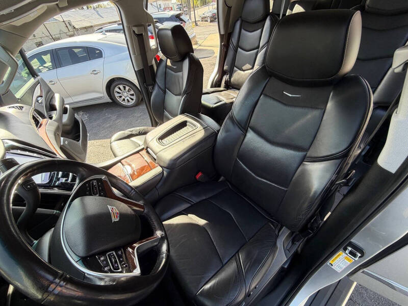 2018 Cadillac Escalade Premium Luxury