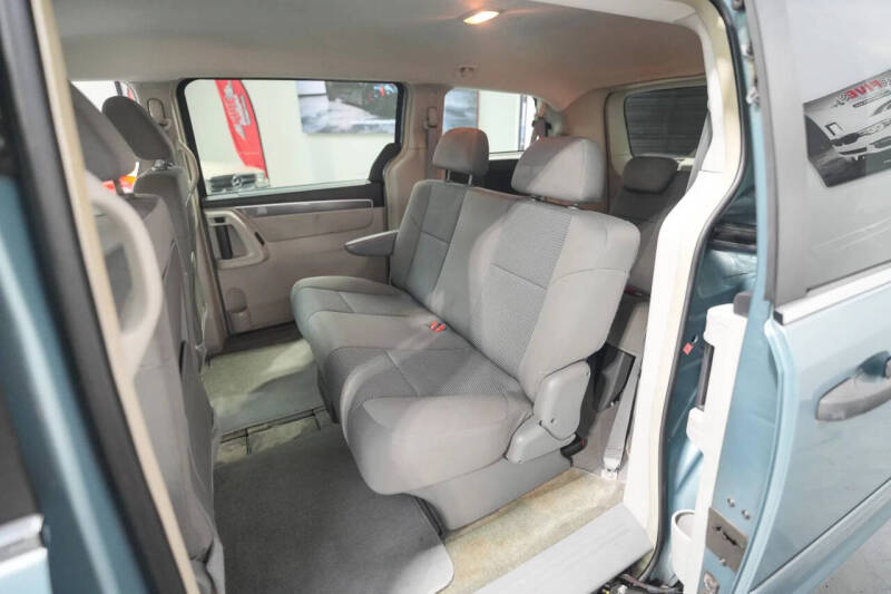 2009 Volkswagen Routan
