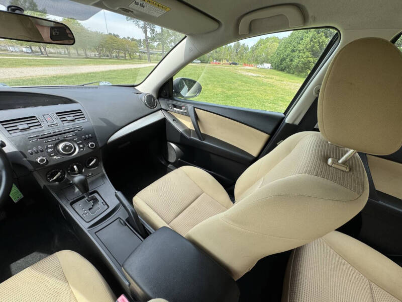 2012 Mazda MAZDA3 i Touring