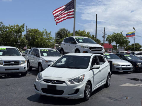 2012 Hyundai Accent GS