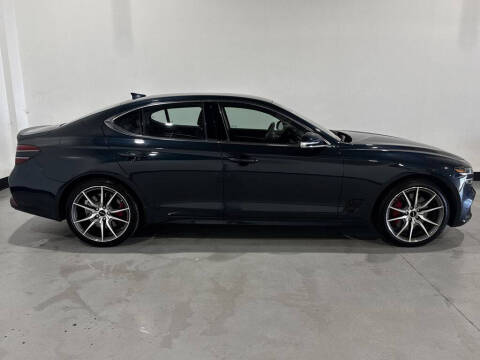 2025 Genesis G70