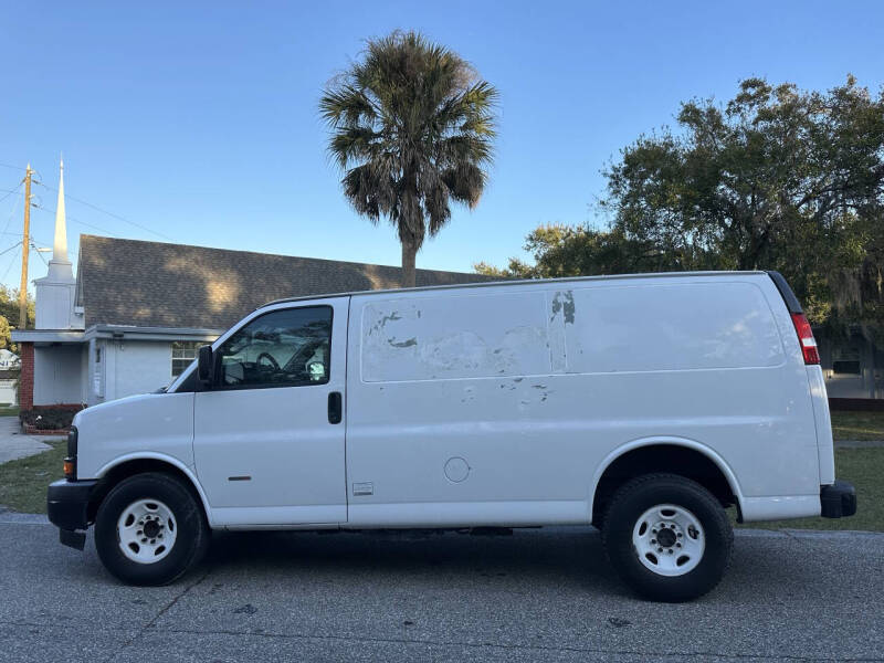 2017 Chevrolet Express 2500