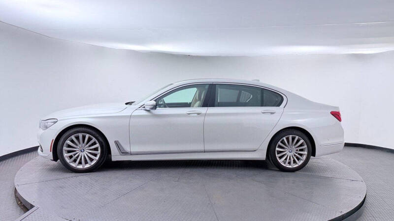 2020 BMW 7 Series 740i