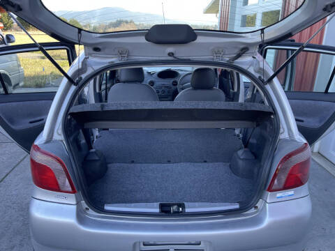 2000 Toyota Vitz Yaris