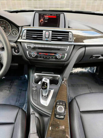 2015 BMW 3 Series 328i
