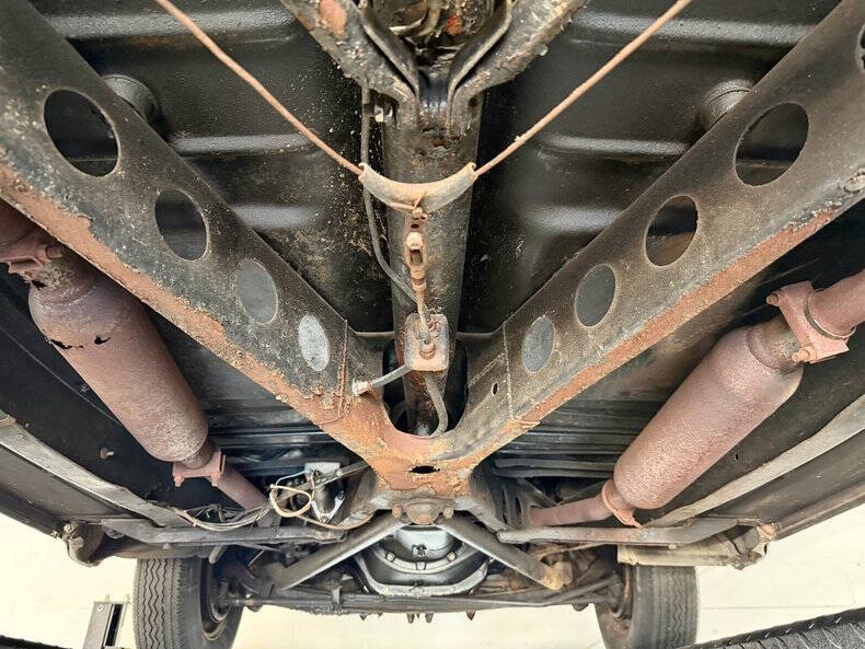 1948 Ford Super Deluxe