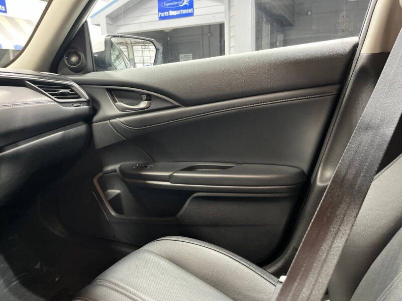 2022 Honda Insight Touring