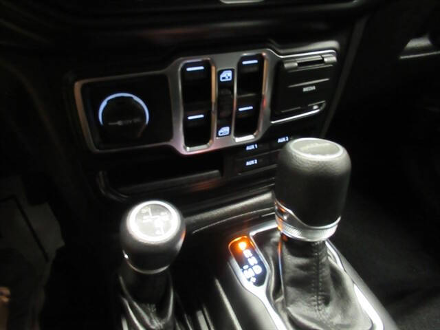 2021 Jeep Gladiator Willys