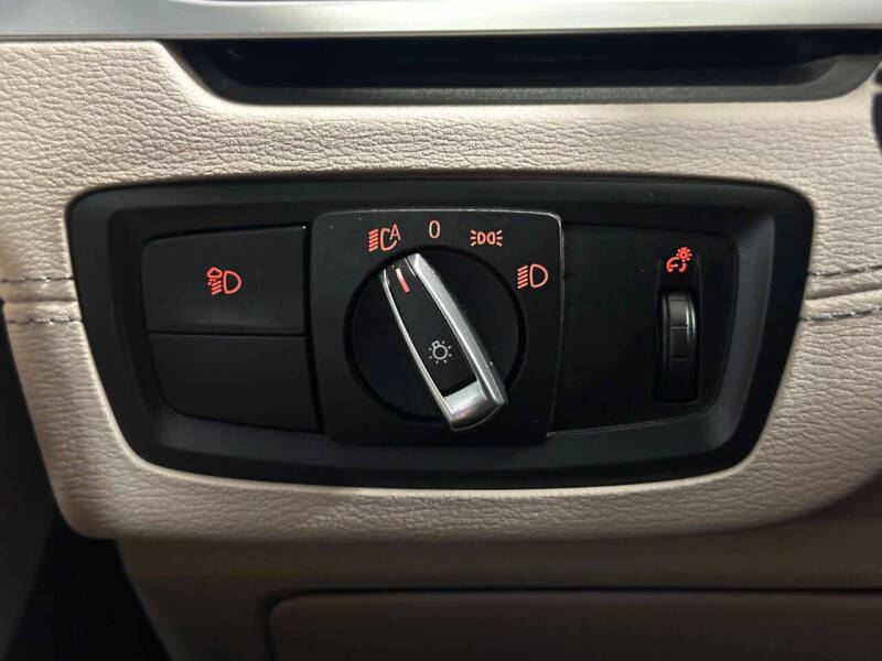 2021 BMW X2 sDrive28i