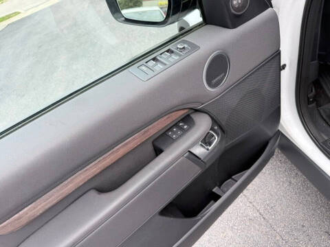 2020 Land Rover Discovery HSE