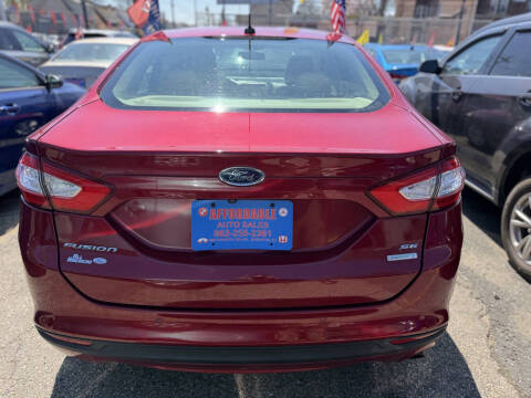 2016 Ford Fusion SE