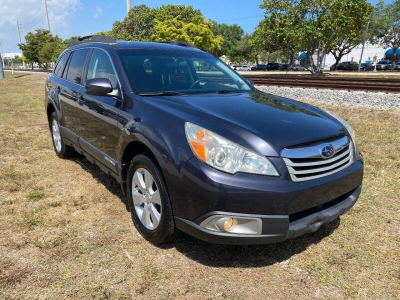 2010 Subaru Outback for sale at UNITED AUTO BROKERS in Hollywood FL