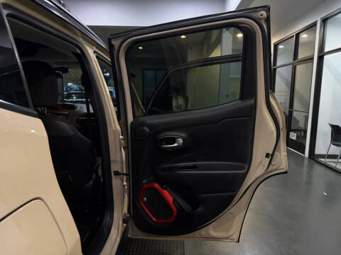 2016 Jeep Renegade Trailhawk