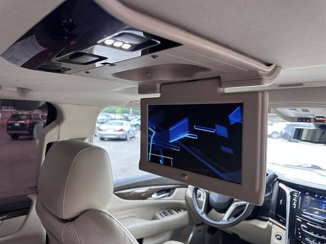 2020 Cadillac Escalade Luxury