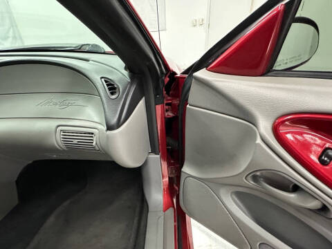 2000 Ford Mustang GT