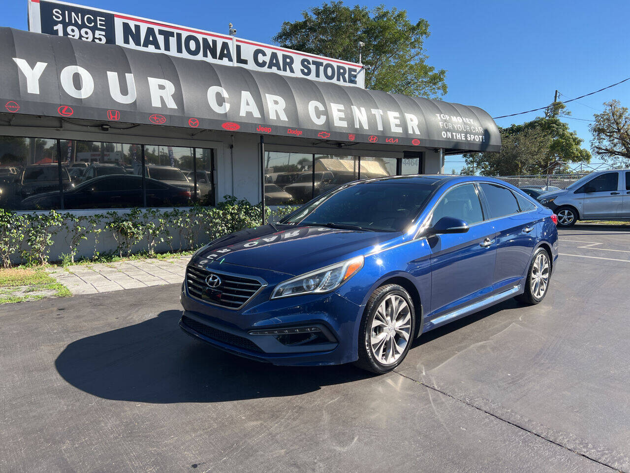 2015 Hyundai Sonata  - $14,900