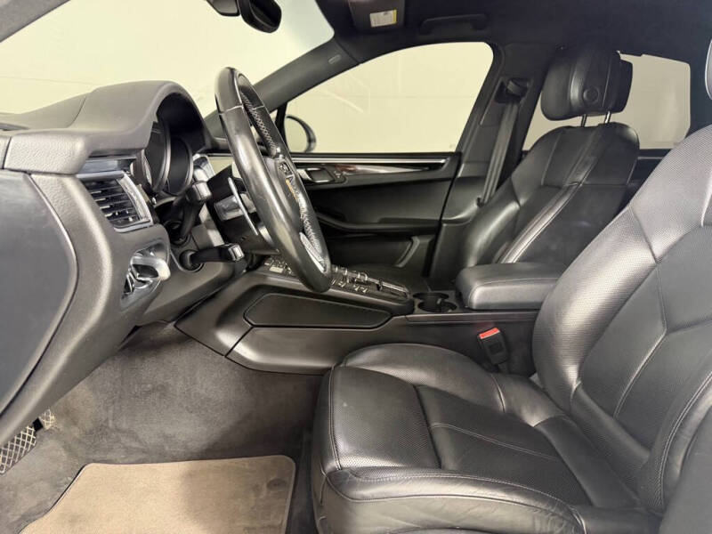 2016 Porsche Macan S