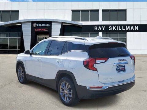 2024 GMC Terrain SLT
