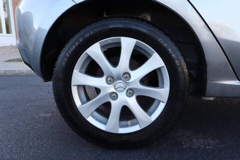 2012 Mazda MAZDA2 Touring