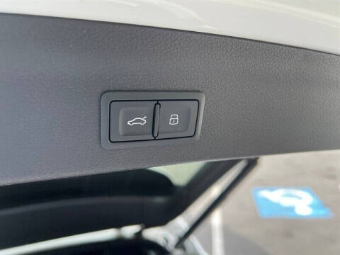 2023 Audi Q3 quattro S line Premium 45 TFSI