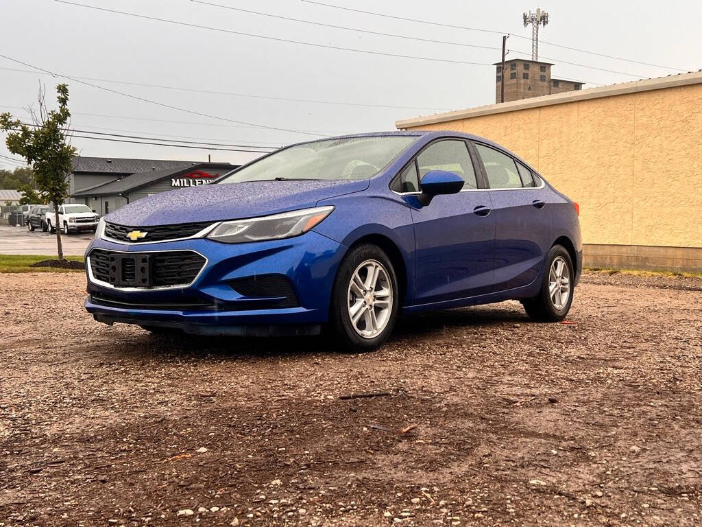 2018 Chevrolet Cruze for sale at Autolink in Kansas City, KS